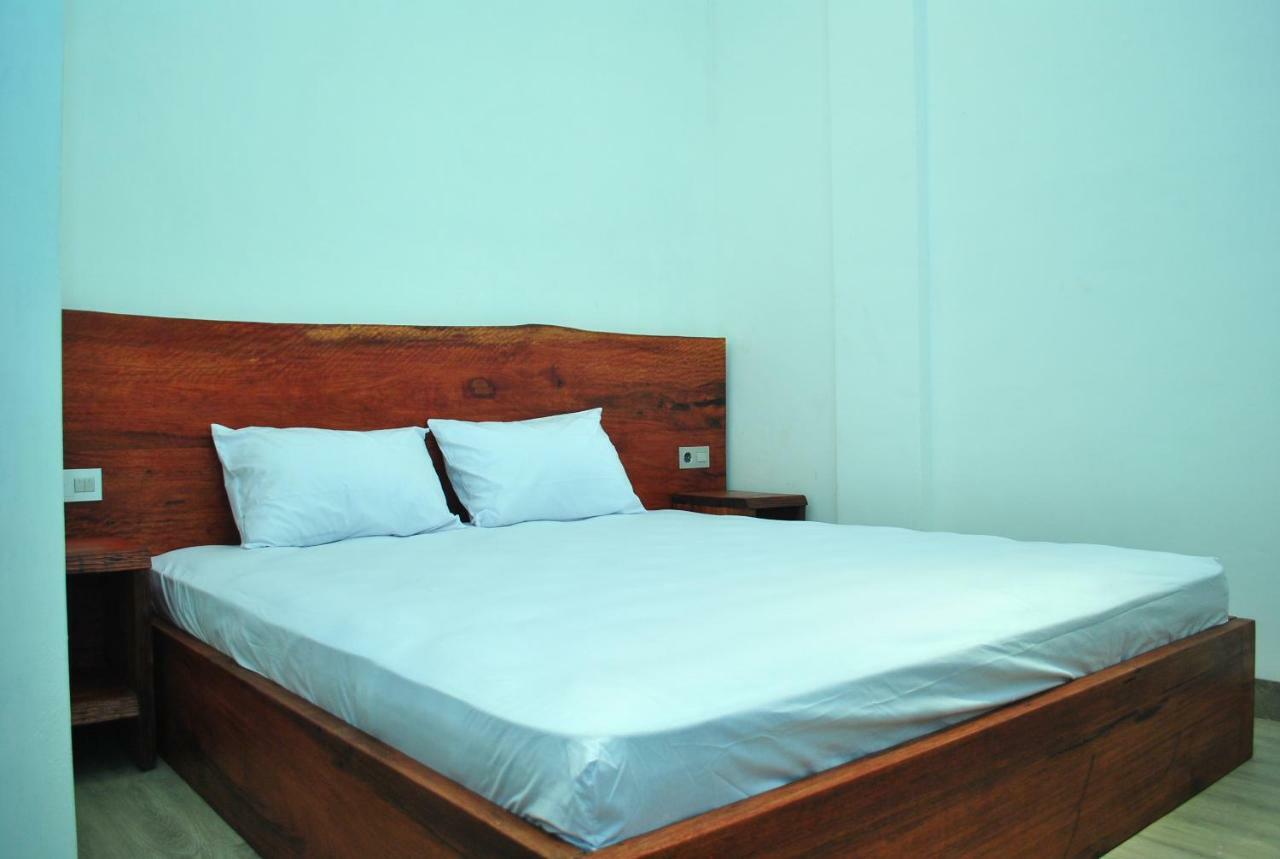 Guest house The Emerald *